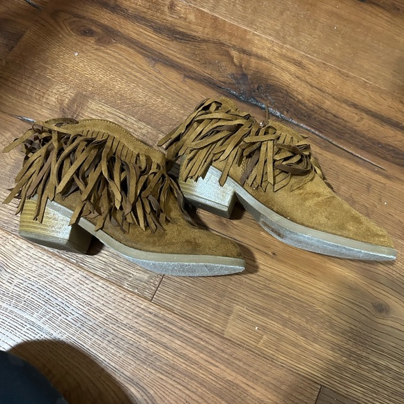 Soda 6.5 fringe boot - Picture 3 of 3